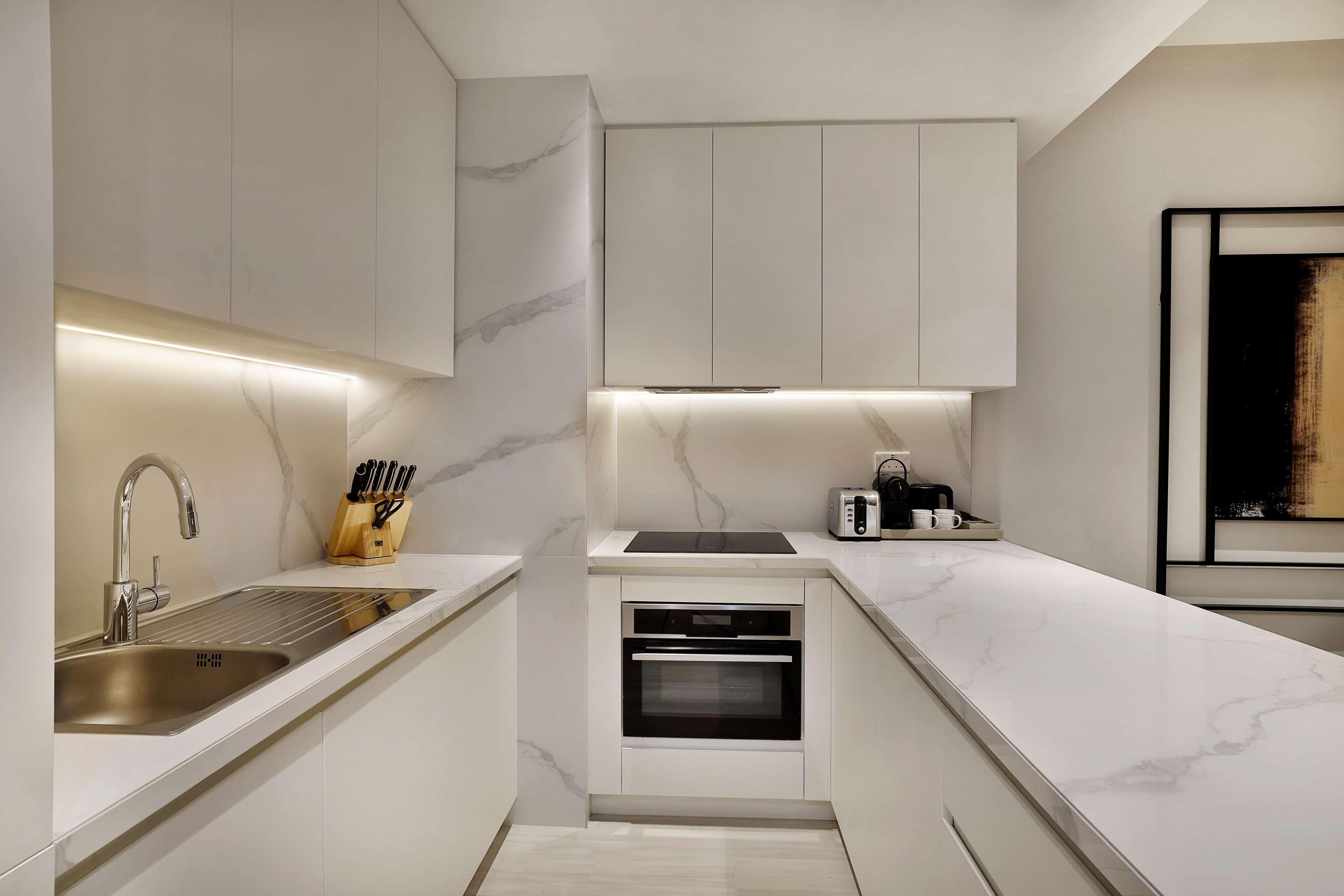 Doubletree By Hilton Yas Island Residences Aparthotel Abu Dhabi