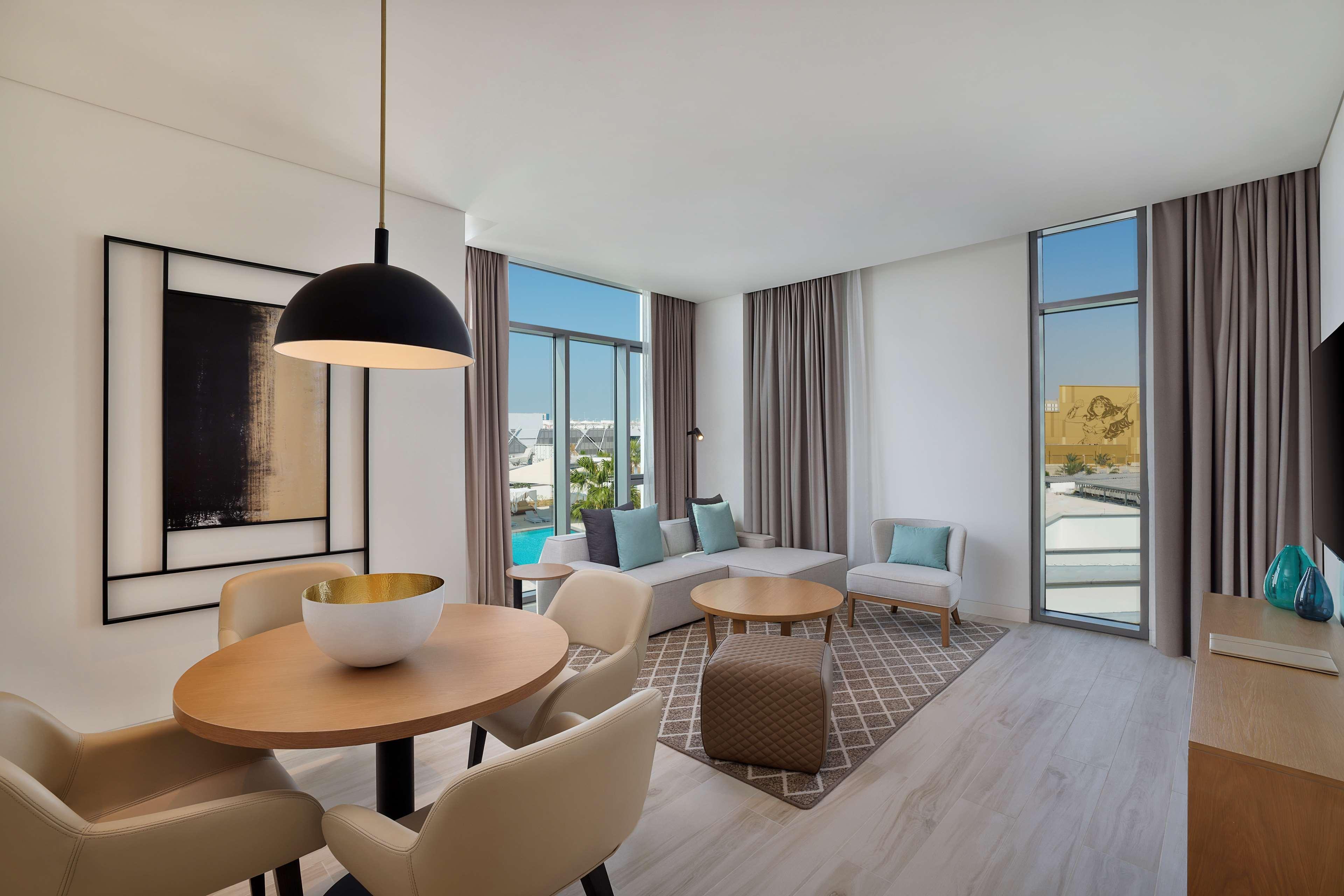 Doubletree By Hilton Yas Island Residences Aparthotel 4*